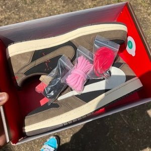 Travis Scott 1s Size 11